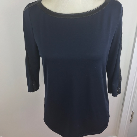 LOFT navy top black faux leather trim petite M - Picture 2 of 8